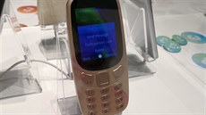 Opera�ní systém Jolla Sailfish na oby�ejném telefonu dovolí spou�t�t Android...