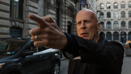 Bruce Willis ve filmu Pání smrti