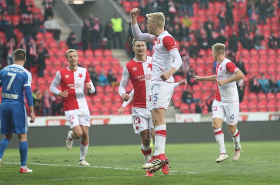 Slávista Michal Frydrych zatíná pst, práv poslal hlavou mí do liberecké...