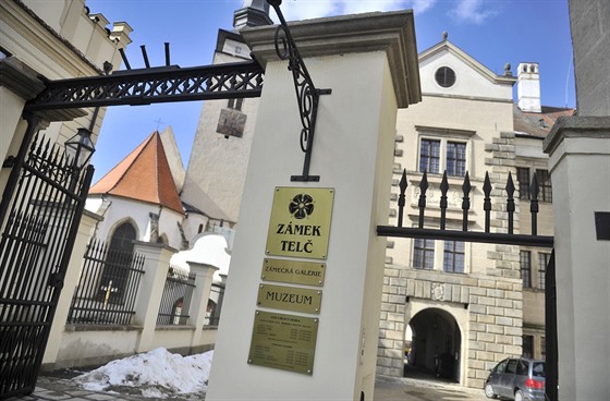 Jako první turistickou sezonu zahájí a své brány otevře zámek v Telči. Stane se tak už ve čtvrtek.