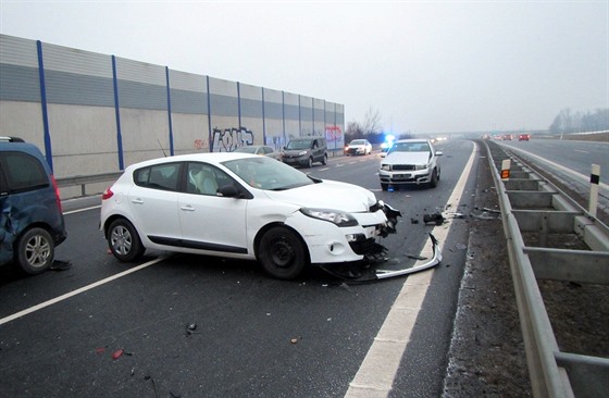 Hromadná nehoda na dálnici D55 u Otrokovic.
