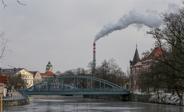 eskobudjovická teplárna vytápí kolem 30 tisíc domácností.