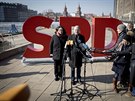 Andrea Nahlesová a Olaf Scholz z SPD. (4. bezna 2018)