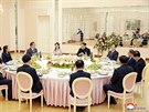 Severokorejský vdce Kim ong-un pijal delegaci z Jiní Koreje (5. bezna...