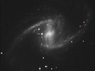 Galaxie se supernovou: Supernova 2012fr (na snímku vyznaena) v galaxii s...