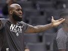 Quincy Acy z Brooklynu nesouhlasí s rozhodími.