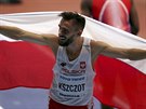 Polský bec Adam Kszczot vybojoval zlato v závod na 800 metr.