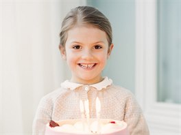 Švédská princezna Estelle v den svých 6. narozenin (23. února 2018)
