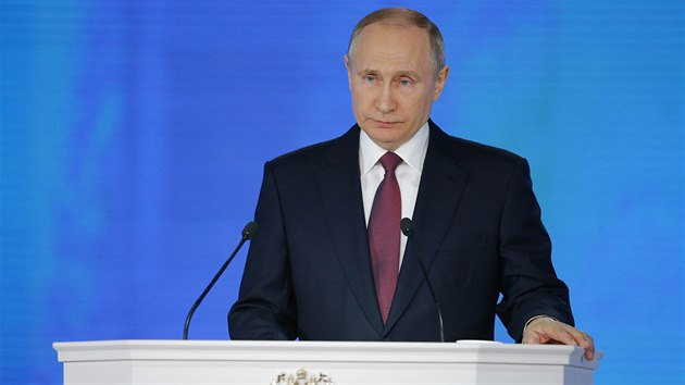 Ruský prezident Vladimir Putin tři týdny před volbami pronesl projev k ruským zákonodárcům (1. března 2018)