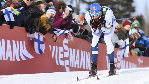 Finsk bka Iivo Niskanen na zvod v Lahti.