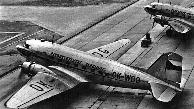 ČSA musely po válce flotilu budovat pochopitelně od nuly, nosným typem se staly Dakoty (nebo chcete-li Skytrainy) zakoupené z válečných přebytků USA. Interiér vojenských strojů upravily do použitelné podoby podniky Avia a Aero. V letech 1946 až 1950 tak ČSA získaly několik desítek Dakot a ze služby byly vyřazeny do roku 1960.