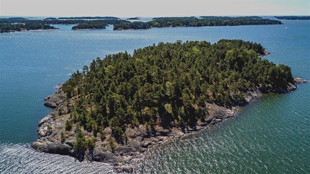 SuperShe ostrov Kristiny Rothové leží u finského pobřeží v Baltském moři.