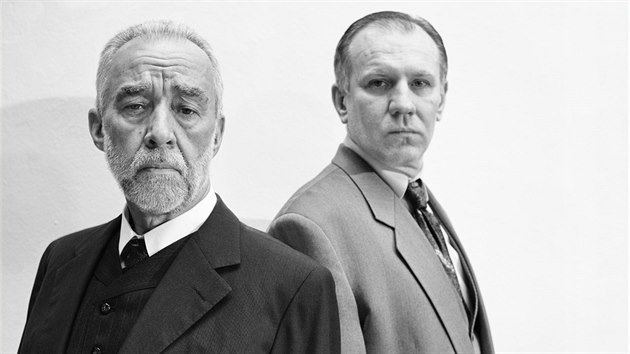 Pavel Rímský jako Sigmund Freud a Martin Finger jako C. S. Lewis v kusu Poslední sezení u doktora Freuda