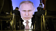 Pedvolební vystoupení ruského prezidenta Vladimira Putina v moskevské Manéi...