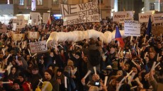 Praha, 5.3. 2018, demonstrace za odvolání Zdeka Ondráka, Zdenk Ondráek,...