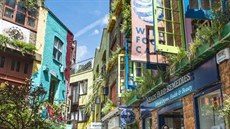 Ve star��ch �tvrt�ch Lond�na lze nal�zt spoustu �slim� dom�.