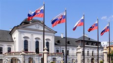 Grasalkoviv neboli Prezidentský palác na Hodov námstí v Bratislave je od...