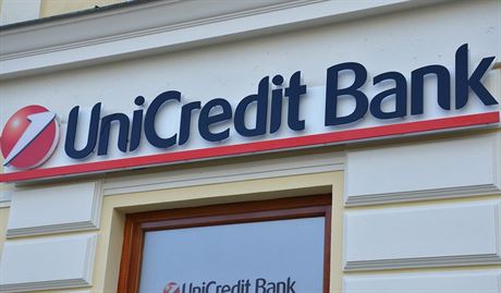 Na praní italských penz v Praze se ml podle prokuratury podílet i vysoký manaer banky UniCredit