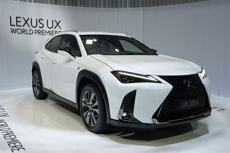 Lexus UX