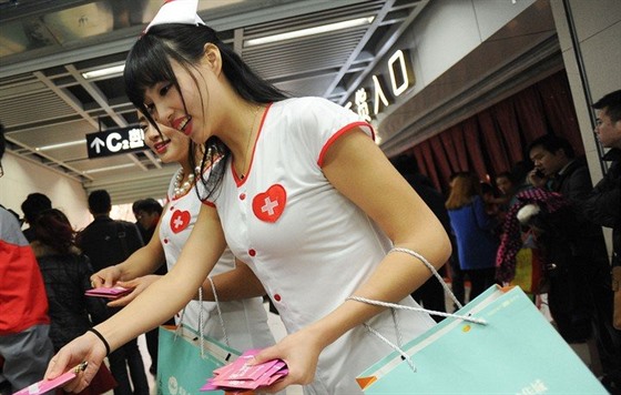 Čína má s kampaněmi na podporu užívání kondomů dost zkušeností. Tamní výrobci...