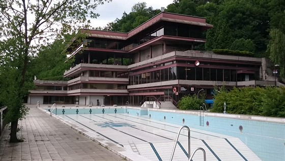 Bazén hotelu Thermal má šanci opět ožít
