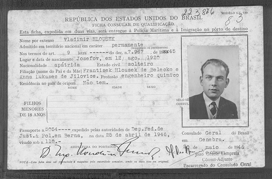 Průkaz, který v Brazílii Hloušek po válce dostal jako imigrant.
