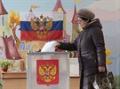 Rusové v nedli hlasují v prvním kole prezidentských voleb. (18. bezna 2018)