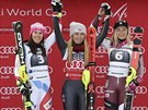 STUPN VÍTZ. Slalom SP v Ofterschwangu ovládla Mikaela Shiffrinová...
