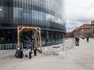 U vchodu do Národní technické knihovny v Praze 6 bylo umístno leení.  (15. 3....