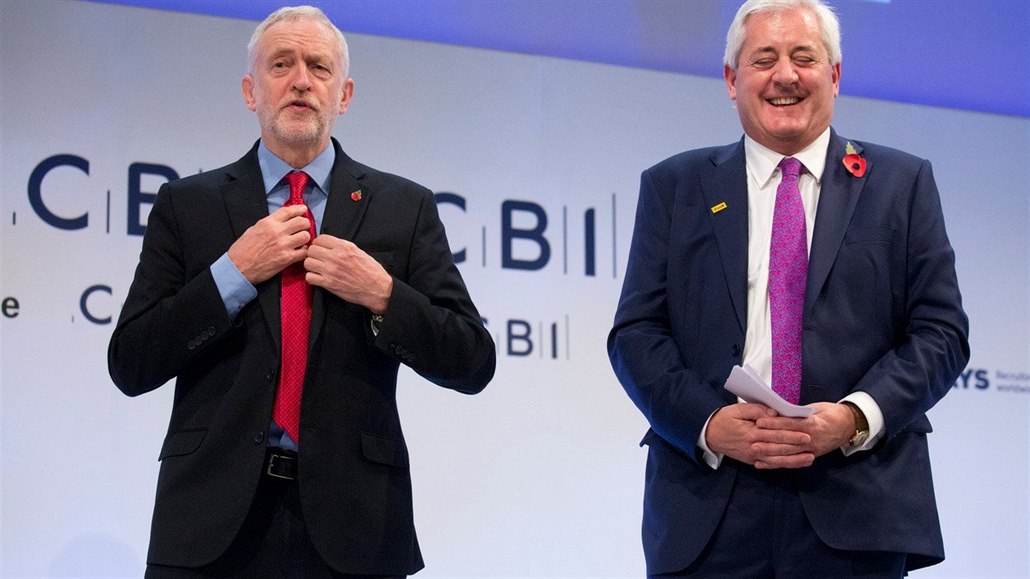 Předseda britských labouristů Jeremy Corbyn po boku prezidenta Konfederace...