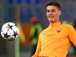 Patrik Schick, tonk mskho AS, pi rozcvice ped utknm Ligy mistr s...