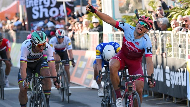 FINI. V zvru est etapy zvodu Tirreno-Adriatico byl nejrychlej Marcel Kittel (vpravo).