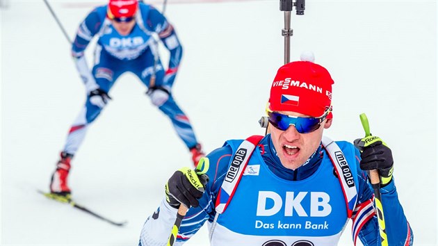 Michal Krčmář doběhl osmý v hromadném závodě biatlonistů v Kontiolahti za ním Ondřej Moravec devátý.