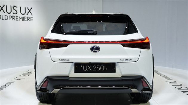 Lexus UX