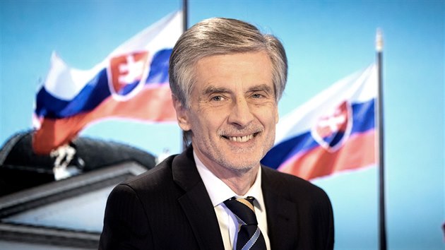 Velvyslanec Slovenska v R Peter Weiss v diskusnm poadu iDNES.cz Rozstel. (14. bezna 2018)