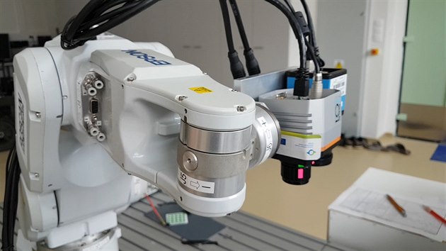 V Brn vyvj robotick skener s laserovm paprskem.