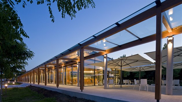 Nov Kongresov centrum hotelu Spa Resort Lednice navrhl architekt Martin Habina. 