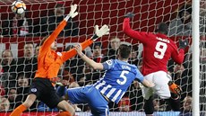 Romelu Lukaku z Manchesteru United otevřel skóre pohárového utkání proti...