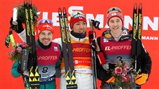 Stupn� vít�z� po závod� SP sdru�ená�� v Oslu. Zleva druhý Fabian Riessle, vít�z...