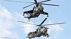Bojové vrtulníky Mi-24 Vzdušných sil Armády České republiky (ilustrační snímek)