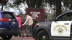 Domov pro veterány v kalifornském Yountville, kde ozbrojený muž držel tři...