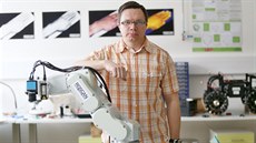 Ludk alud vede laborato robotiky ve vdeckém centru CEITEC v Brn.