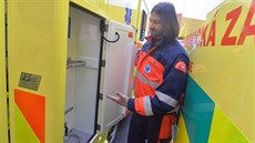 Krajská záchranka ve Zlín pevzala tináct nových sanitních voz, mezi nimi...