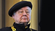 Ruský herec Oleg Tabakov získal v roce 2008 estný doktorát z DAMU.