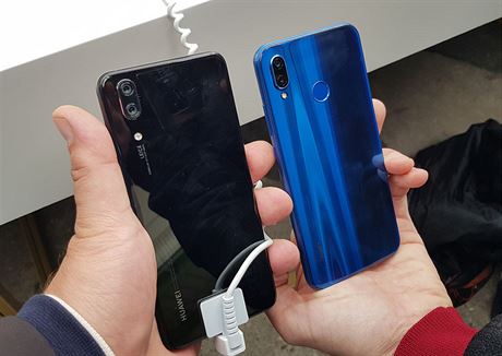 Huawei P20 a P20 lite (vpravo)