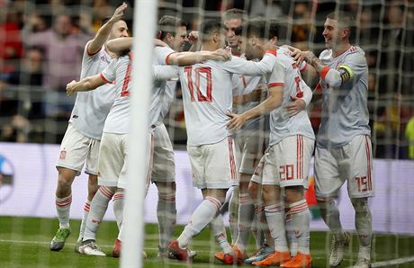 Gólová radost panlských fotbalist v pípravném duelu proti Argentin
