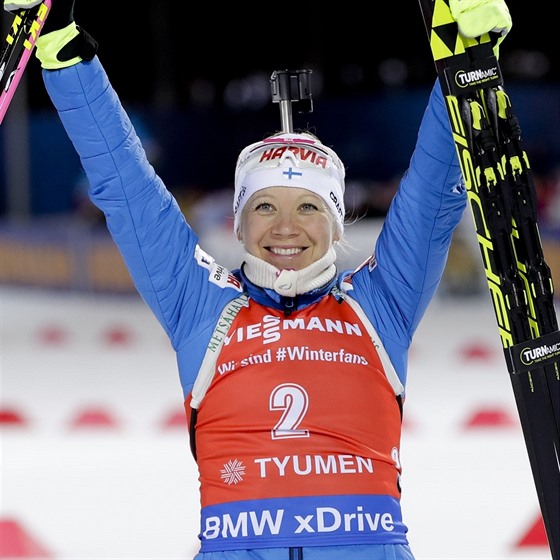 Kaisa Mäkäräinenová z Finska zvítězila ve stíhacím závodě v Tjumeni.