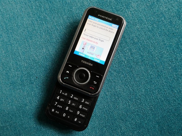 připojit pro Nokia 5233 40 let starý 22 rok starý