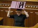 Ukrajinský parlament zbavil Nadiju Savenkovou imunity. Prokuratura ji viní z...