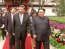 Severokorejský vdce Kim ong-un (vpravo) se pi návtv íny setkal s...